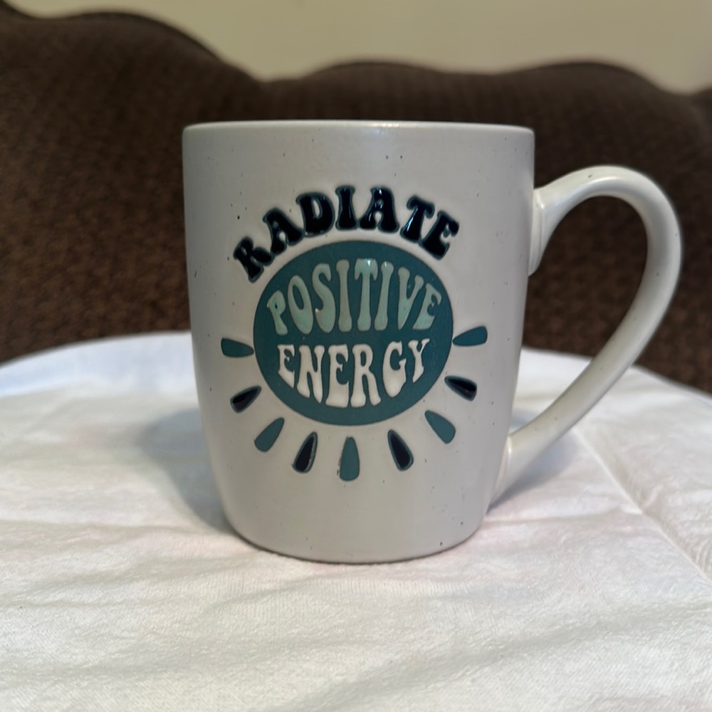 Uplifting mug